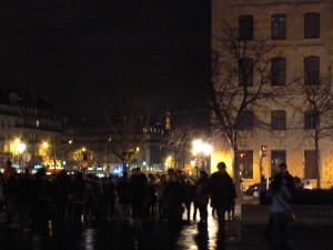 La tour Eiffel vista dalla piazza di Notre Dame